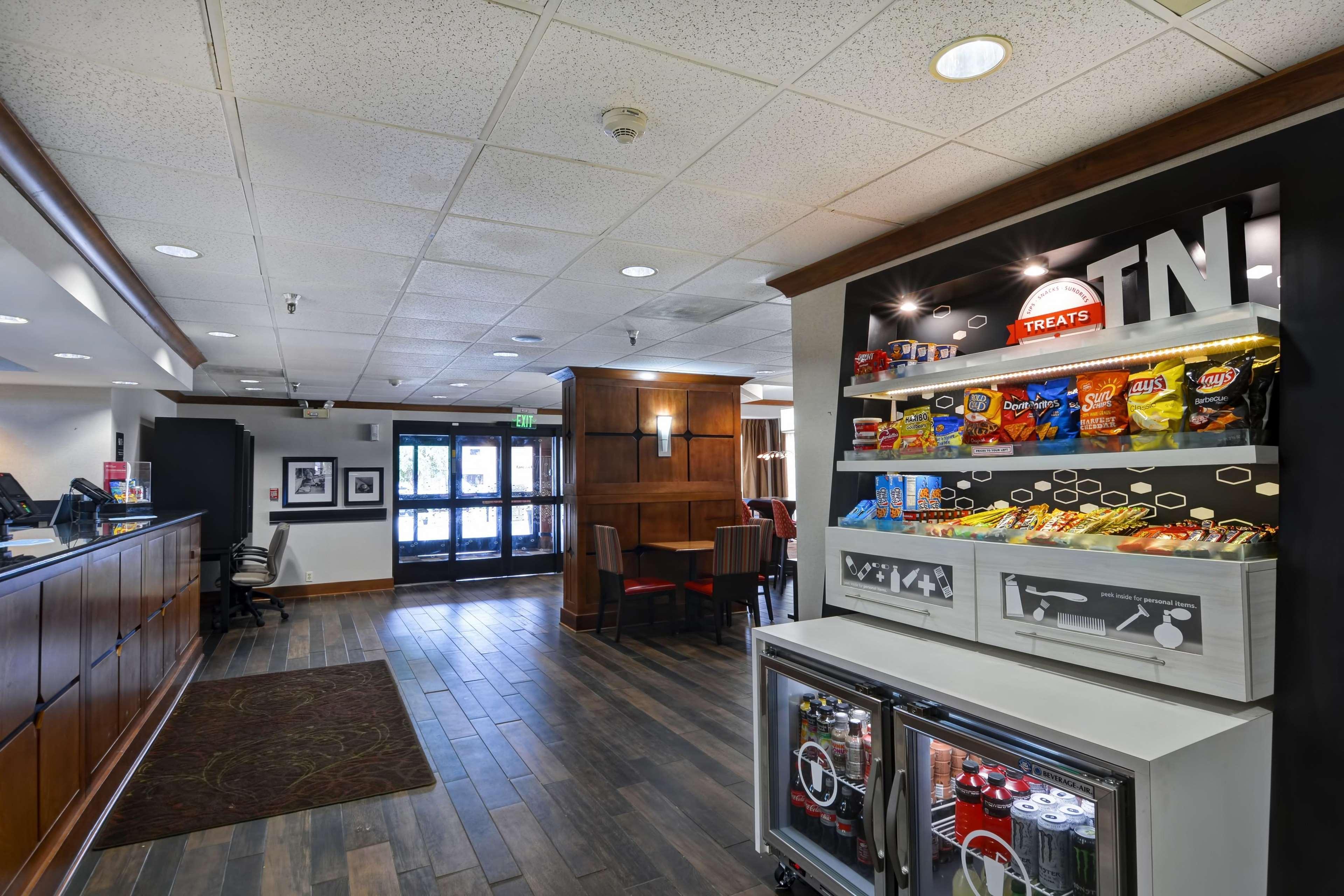 Hotel Hampton Poplar