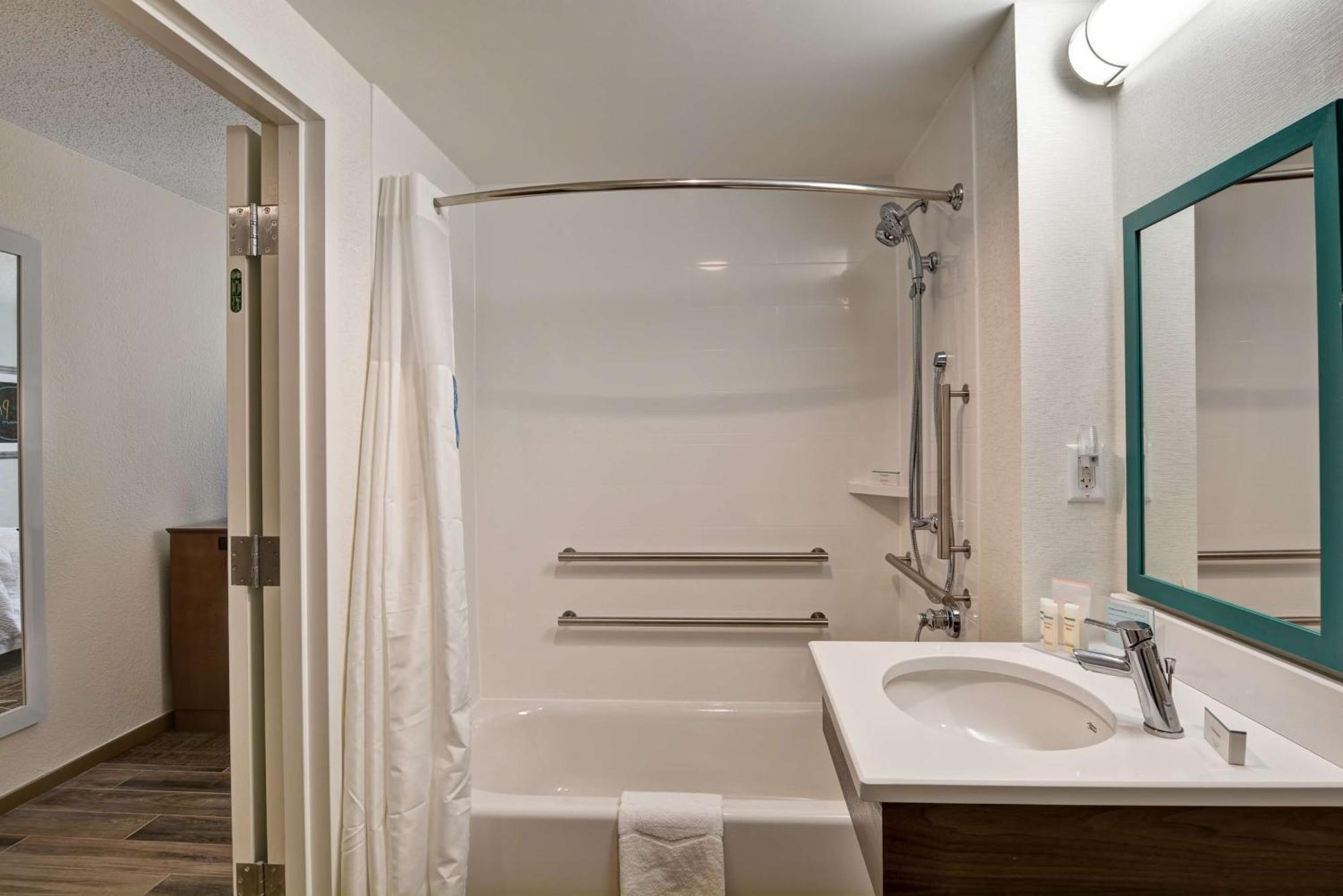 Hotel Hampton Poplar